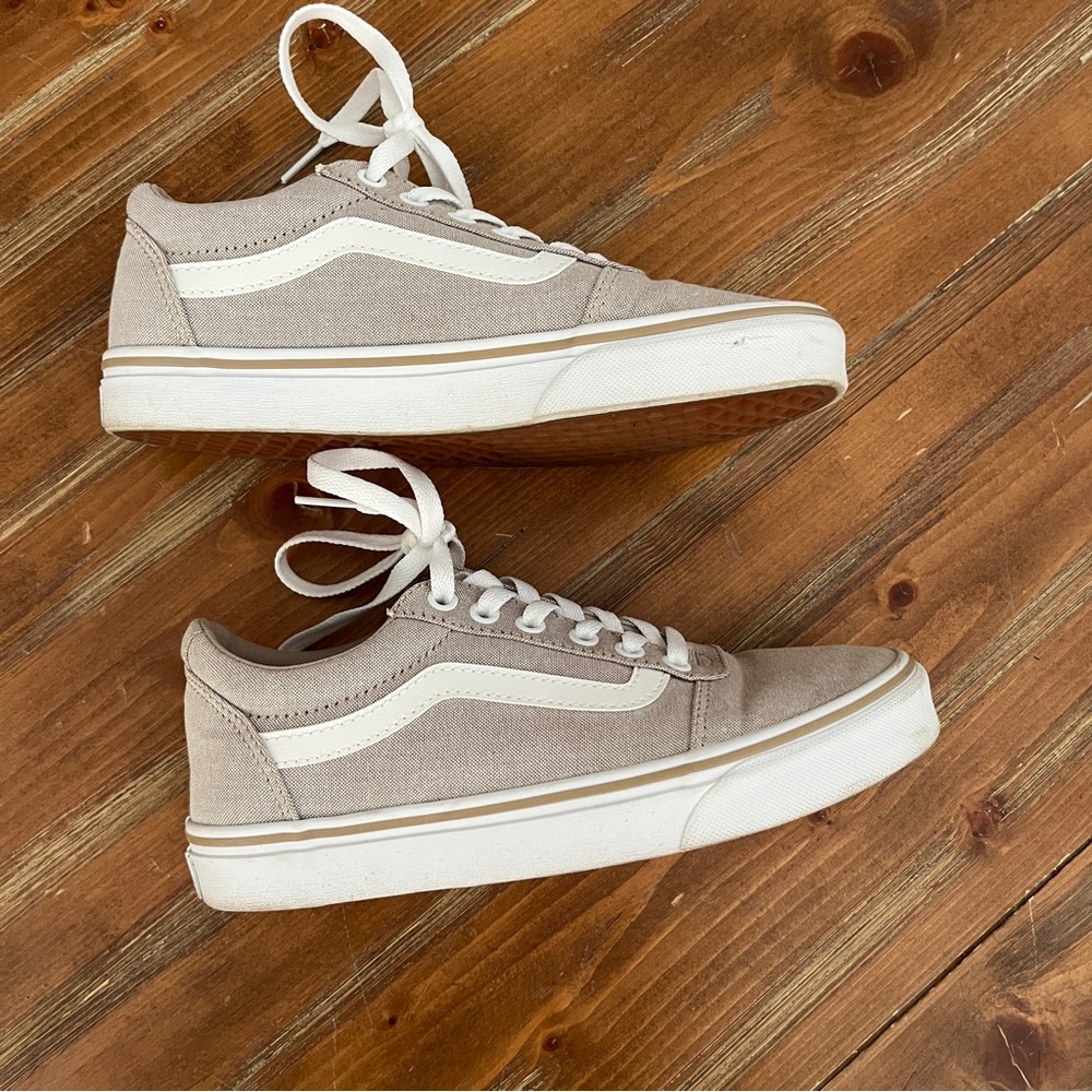 Women’s Vans Taupe Ward Skate Shoes. Size 7. - Picture 3 of 8